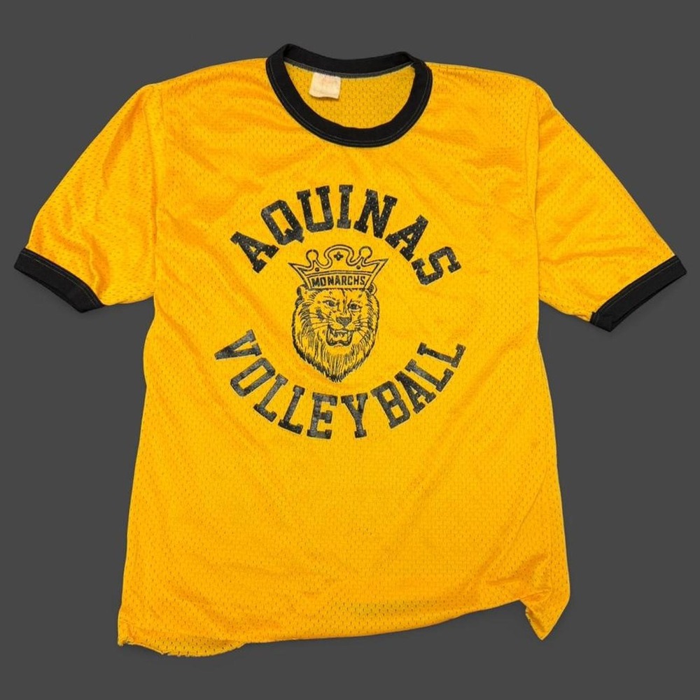 Vintage 70s Aquinas Monarchs Volleyball Jersey Tee Yellow Mesh Ringer Mens M